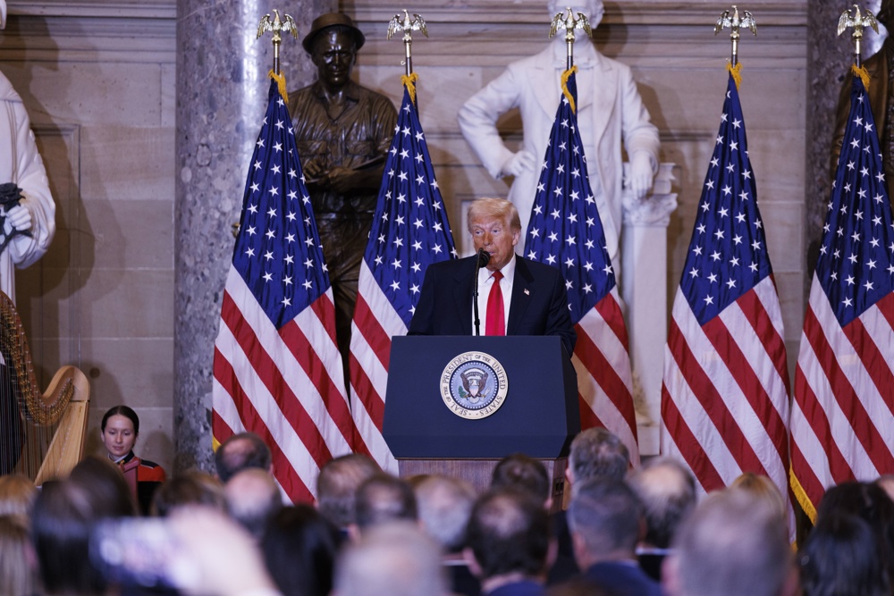 Trump acusa a medios de haber recibido dinero “robado” de Usaid