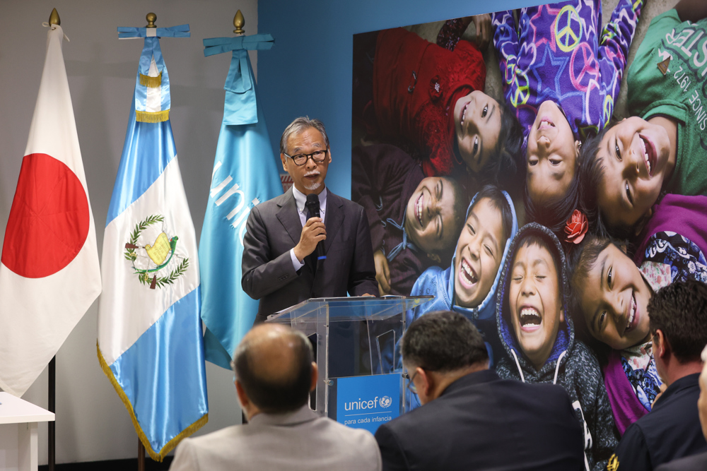 Japón desembolsará 3,3 millones de dólares para auxiliar a niños migrantes en Guatemala
