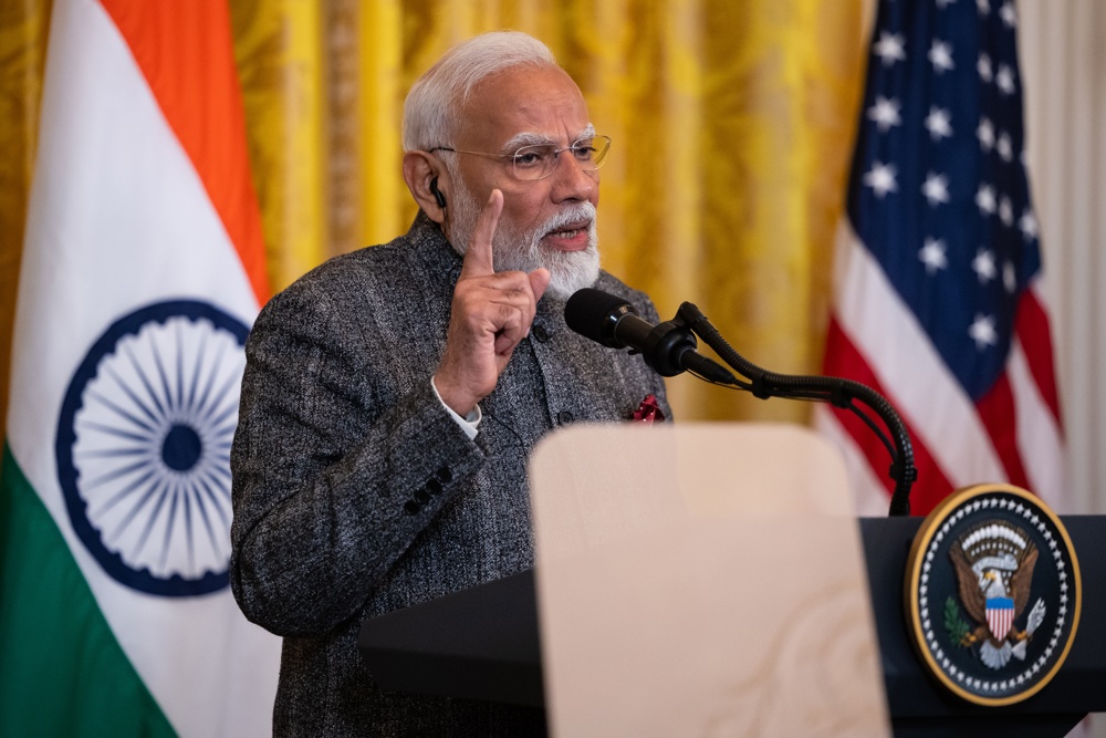 Modi no condena las deportaciones de EEUU pero dice que hay “niños de familias corrientes”