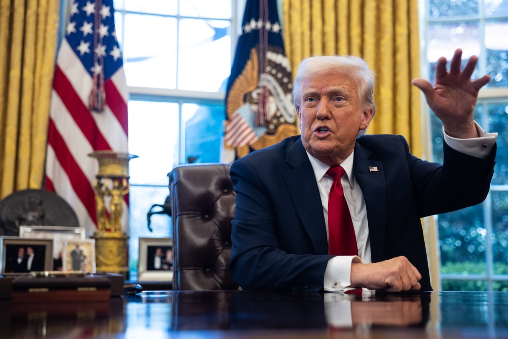 Trump afirma que los fallos contra Google y Apple en la UE esconden motivaciones políticas