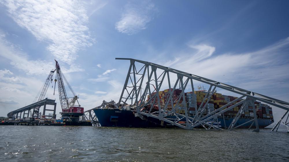 A un año de la caída del puente de Baltimore, familiares de víctimas aún claman “justicia”