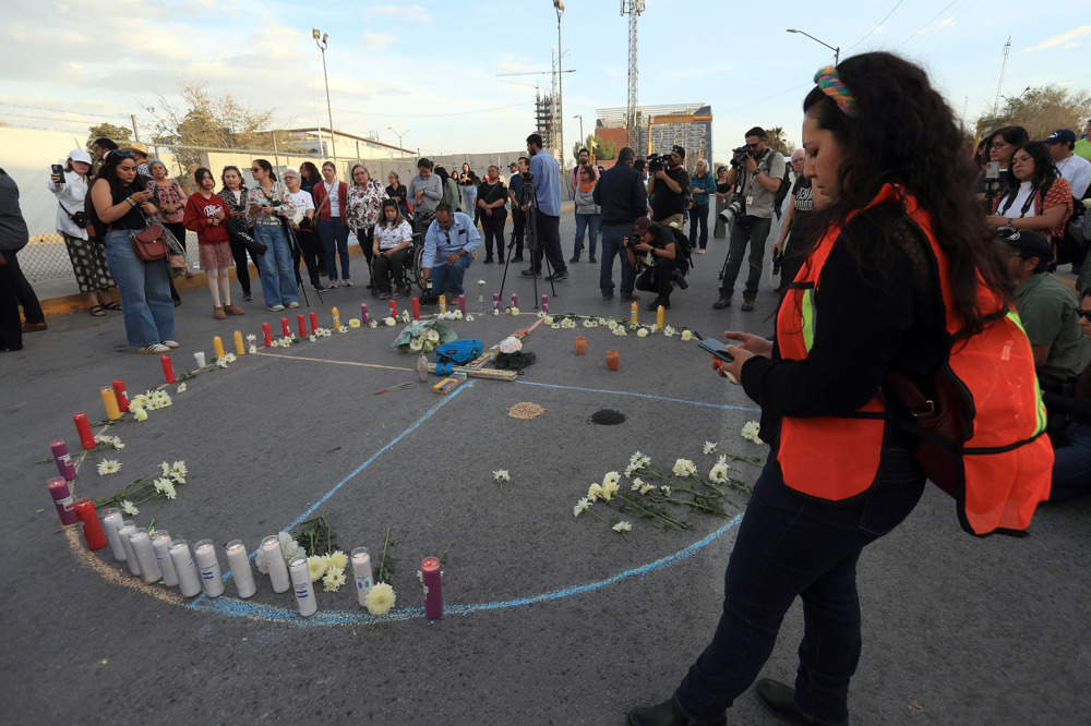 Activistas exigen justicia tras 2 años de incendio en estación migratoria en México