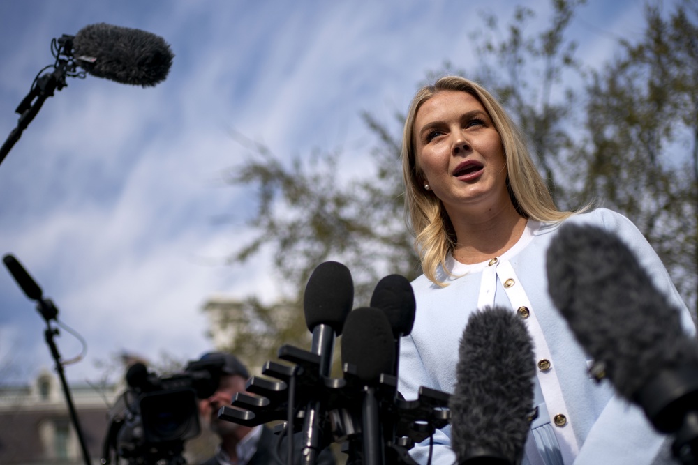 El Departamento de Educación de EEUU mantendrá ayudas y préstamos pese a la orden de Trump