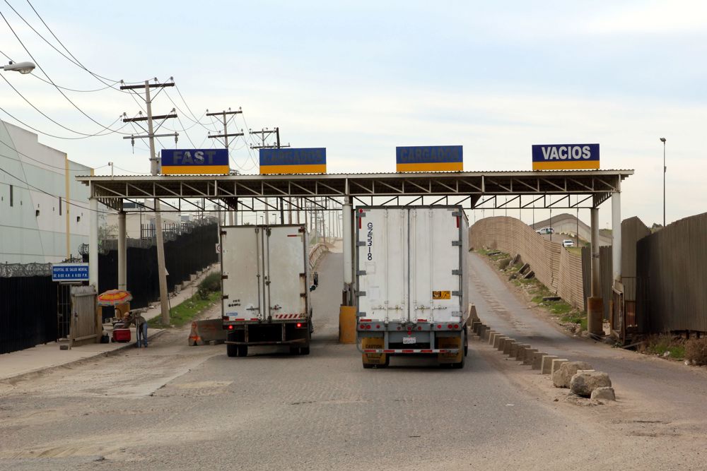 Transportistas de México: Aranceles de Trump han afectado a 200.000 tractocamiones