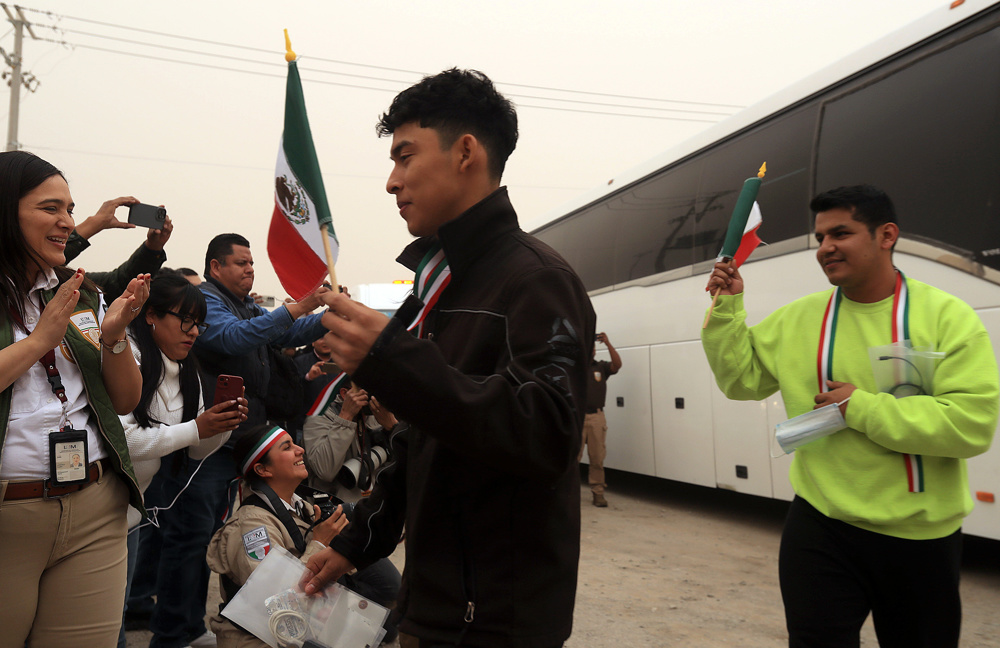 Autoridades reciben a repatriados en Ciudad Juárez dentro de estrategia ‘México te abraza’