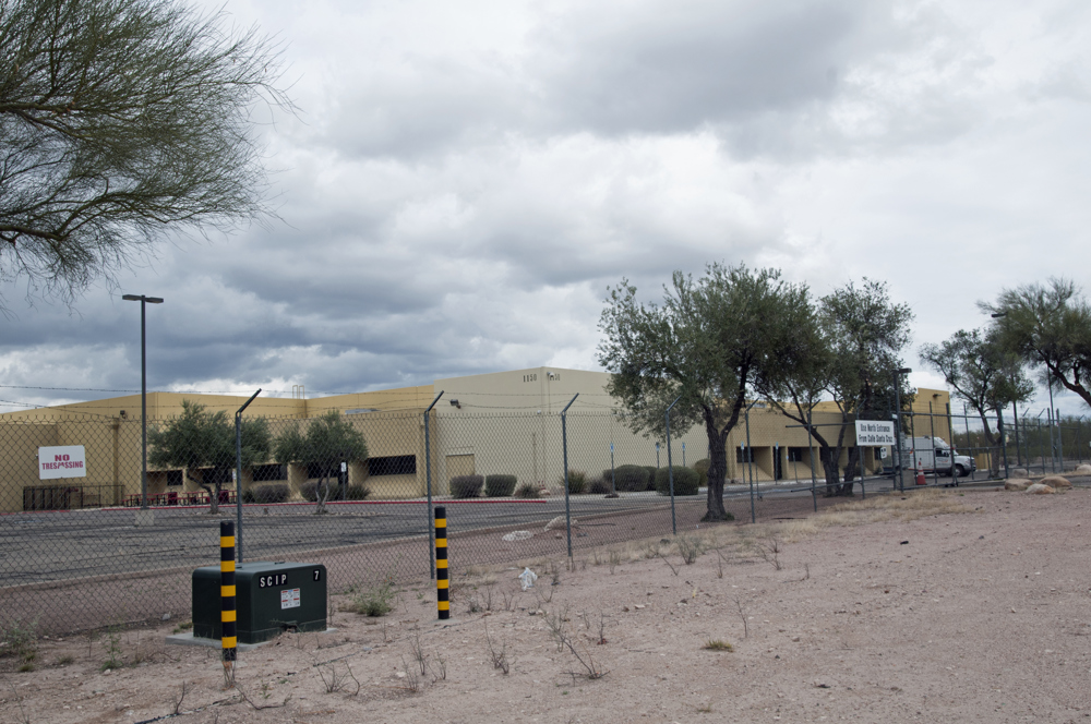 Suspenden a 5.000 trabajadores de albergues para niños migrantes tras orden federal