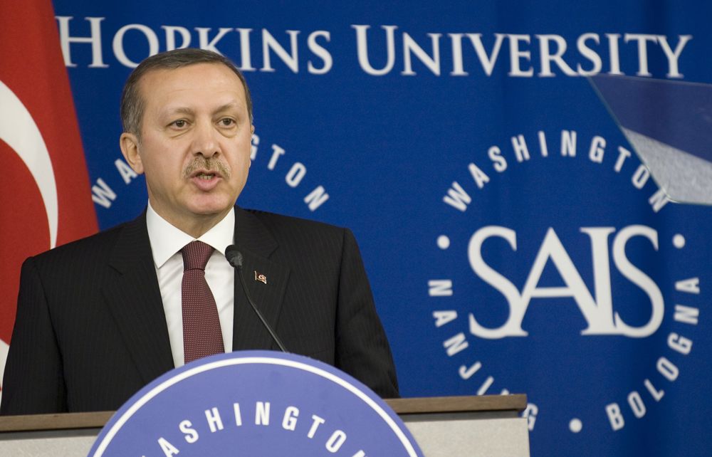 La Universidad Johns Hopkins planea unos 2.000 despidos tras un recorte de fondos