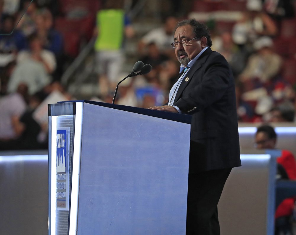Fallece el congresista demócrata Raúl Grijalva, un defensor de la comunidad latina