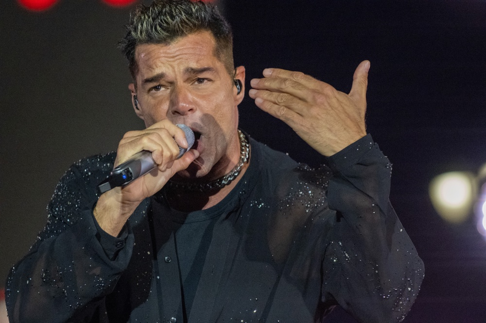 Desestiman demanda de Ricky Martin contra su sobrino por extorsión, persecución y daños