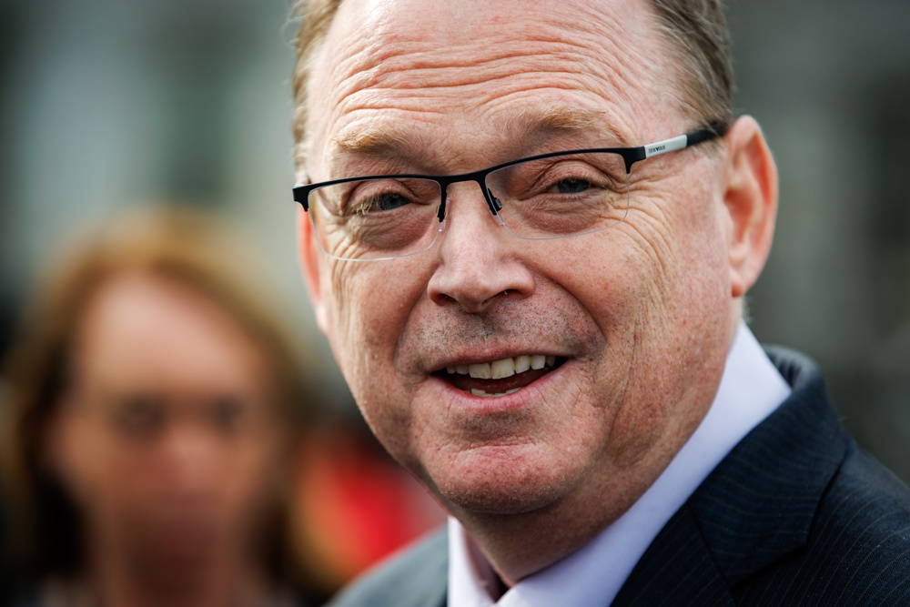 Más de 50 países han hablado con EE.UU. para negociar los aranceles, según asesor de Trump