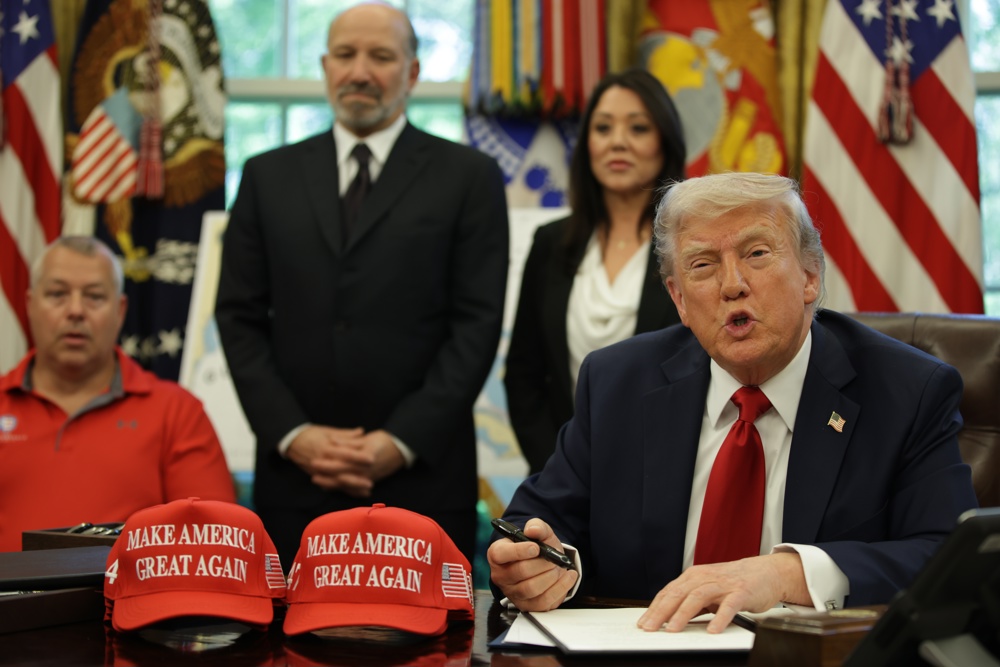 Una docena de estados de EE.UU. demanda a Trump por los aranceles