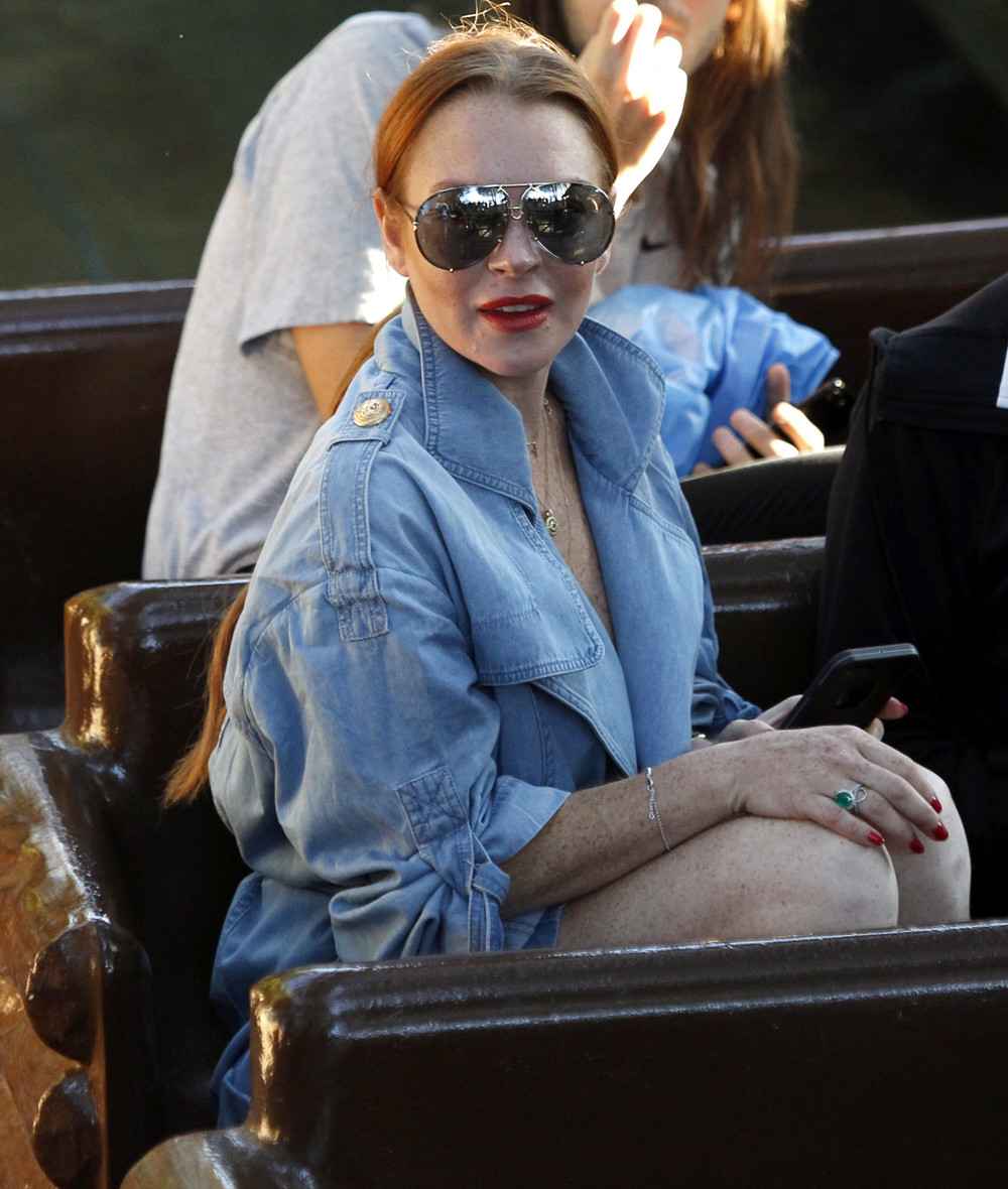 Sentencian al padre de Lindsay Lohan a nueve meses de cárcel en caso de fraude médico