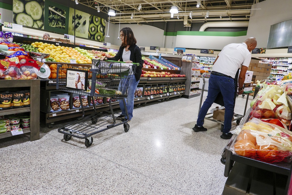 Un 59 % de estadounidenses cree que las políticas de Trump empeoran la economía