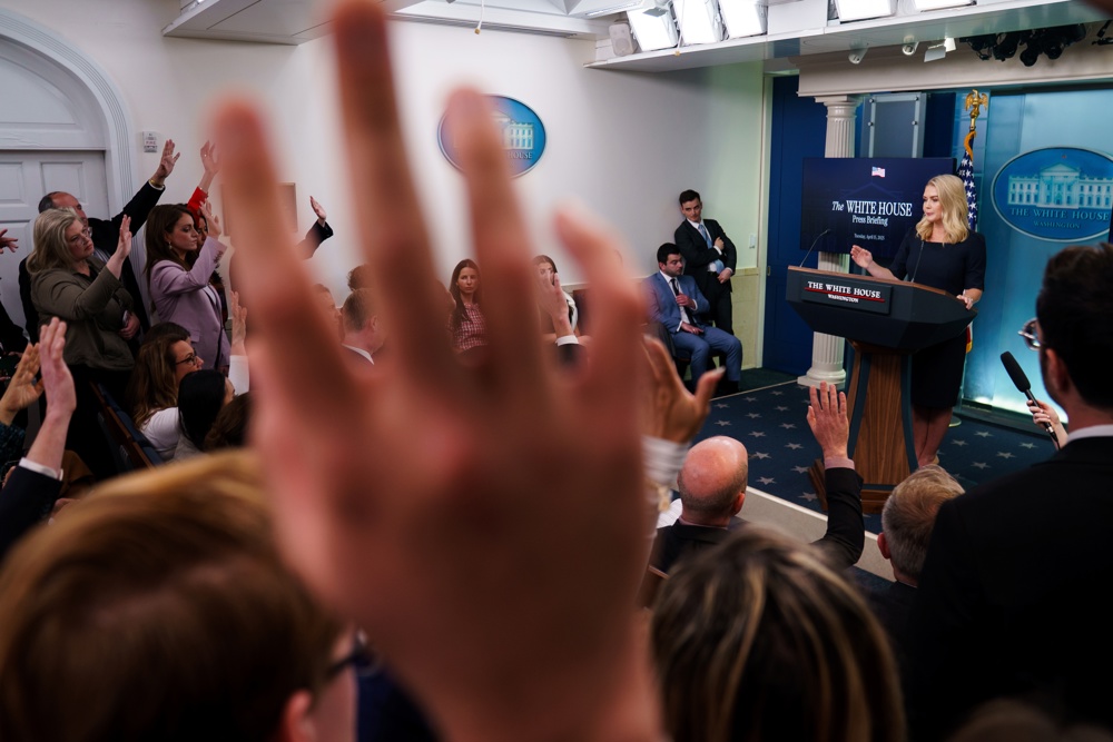 EE.UU. insta a China a iniciar la negociación arancelaria: “La pelota está en su tejado”