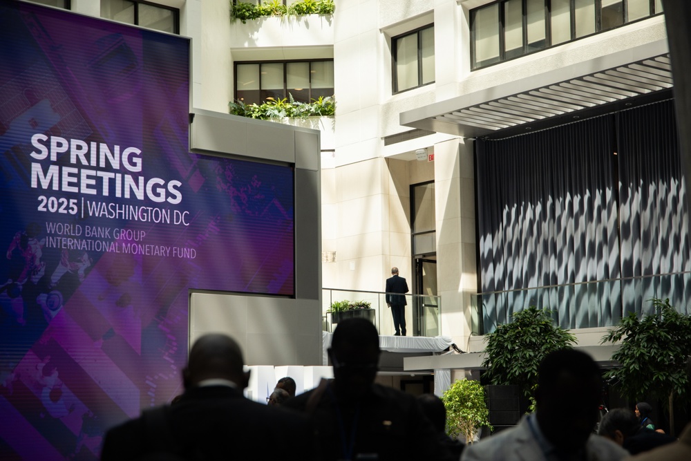 El FMI prevé más deuda global en 2025 y advierte de que los aranceles pueden dispararla