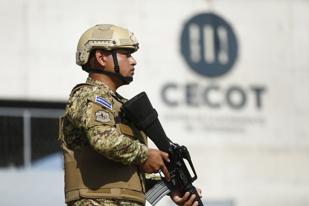 Una jueza ordena el regreso a EE.UU. de un segundo migrante deportado a El Salvador