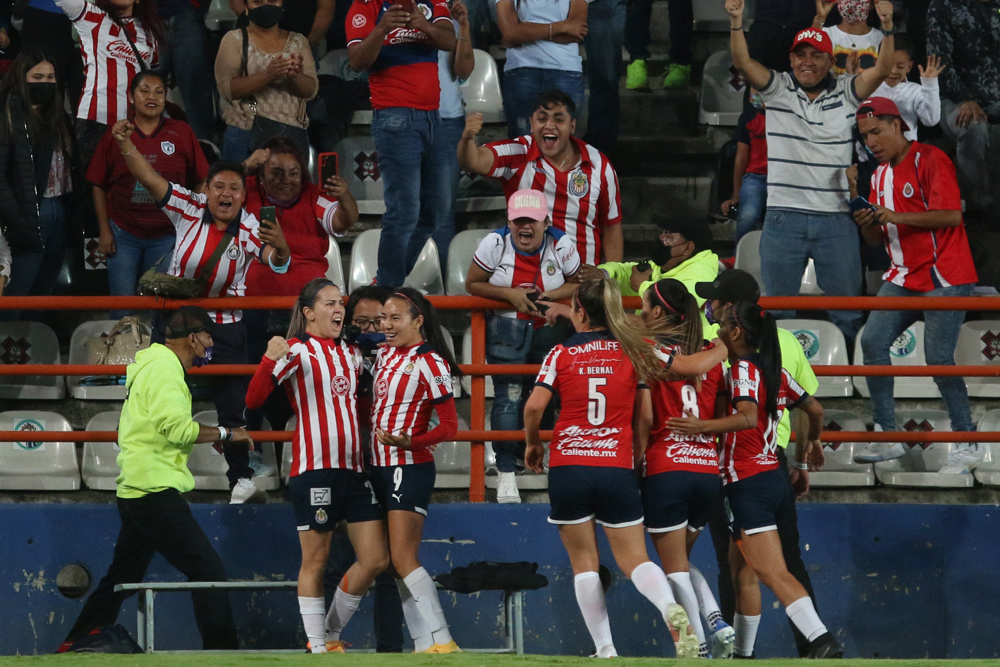 Las Chivas de Guadalajara avanzan a las semifinales de la liga femenina en México