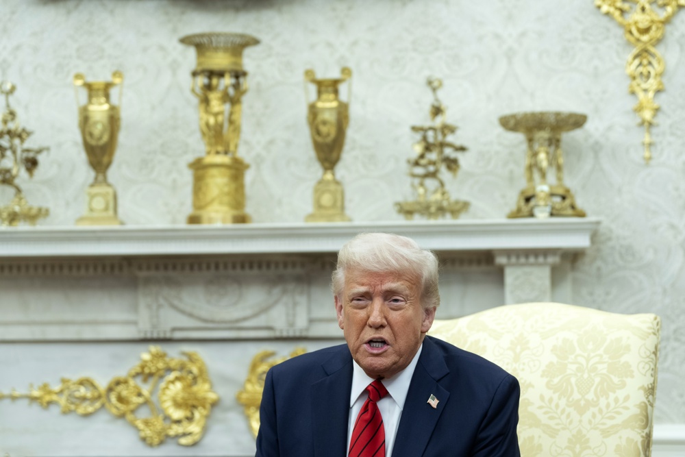 Trump extiende 90 días la pausa en la contratación de empleados federales