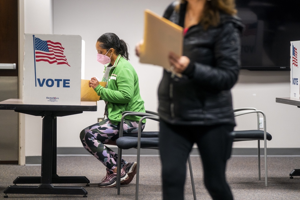 Bloquean parte de la orden ejecutiva de Trump que exige prueba de ciudadanía para votar