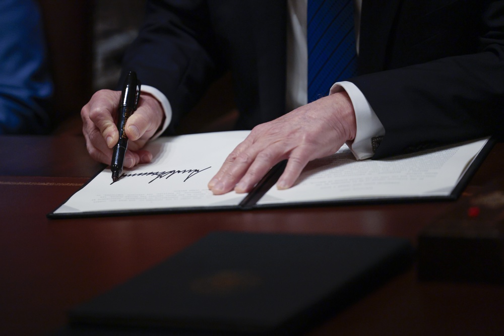 La Universidad de Princeton obligada a suspender becas por los recortes de Trump