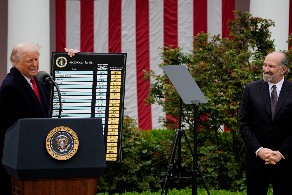 Trump prorroga la pausa de aranceles sobre bienes de Canadá y México cubiertos por el TMEC