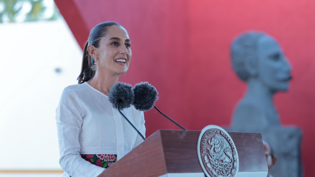 Sheinbaum obtiene una aprobación del 83 % tras seis meses de gobierno, según una encuesta