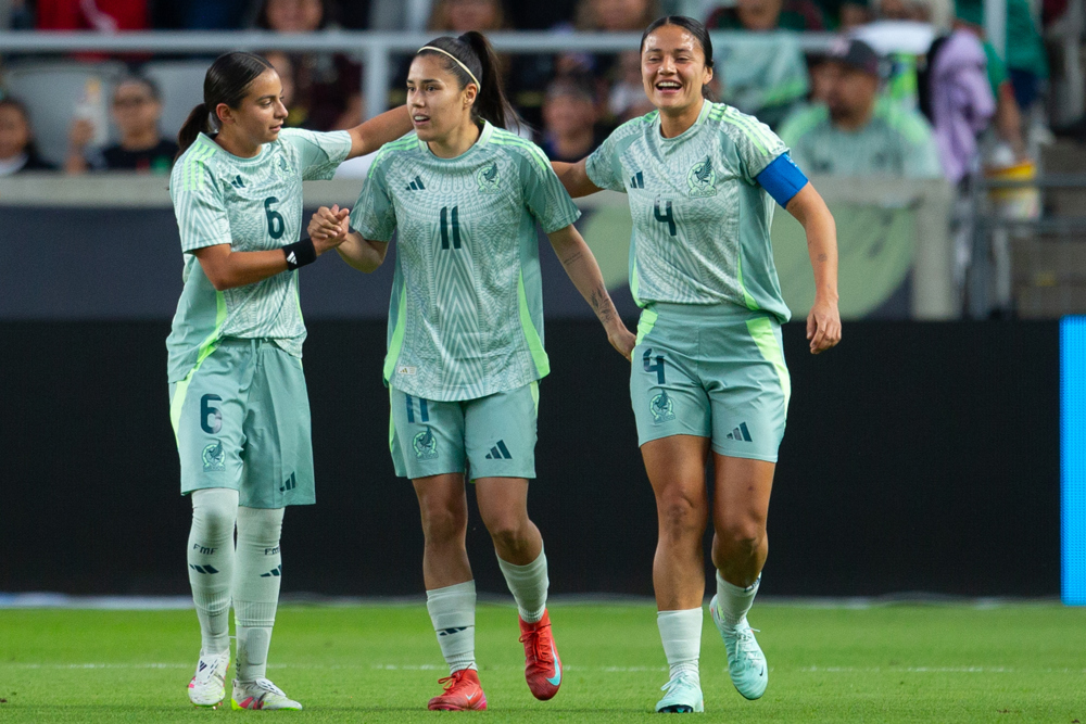 0-4. México golea por segundo partido consecutivo a Jamaica
