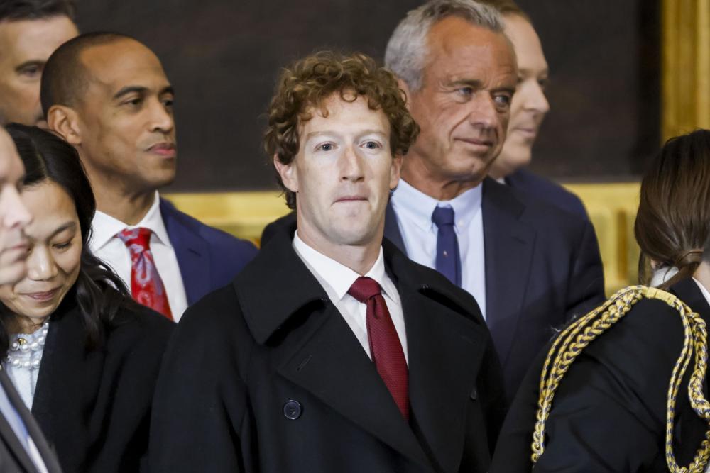 Mark Zuckerberg defiende Facebook en el juicio antimonopolio contra Meta