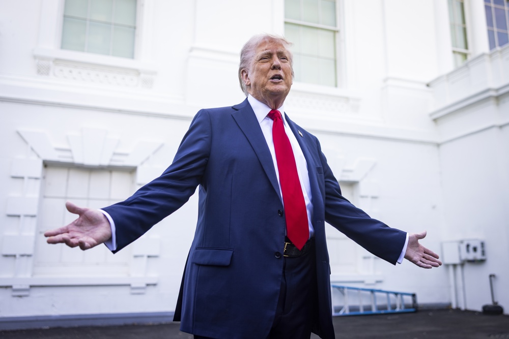 Primeros 100 días de Trump: su giro migratorio amenaza con crear una crisis constitucional