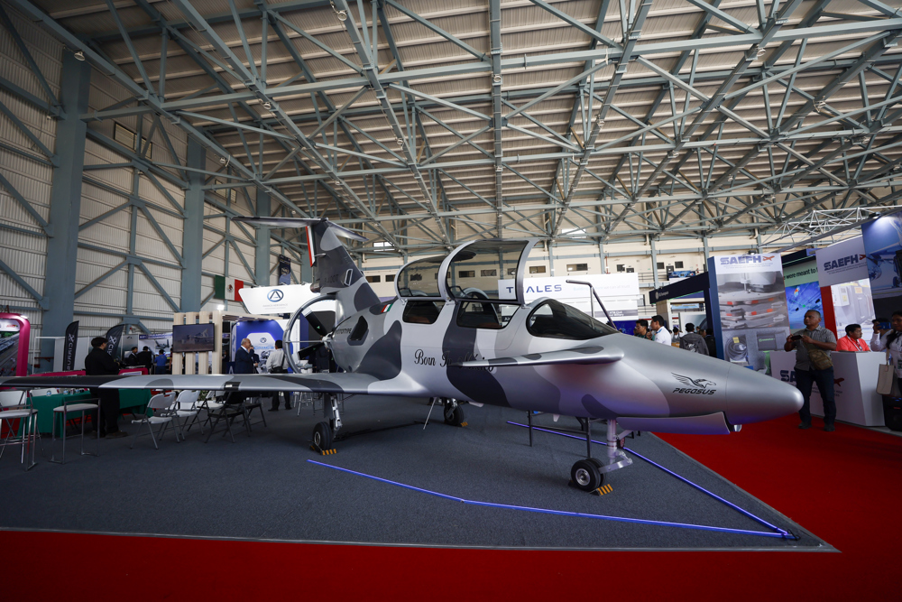 El primer avión diseñado y fabricado en México se lanzará al mercado en 2026