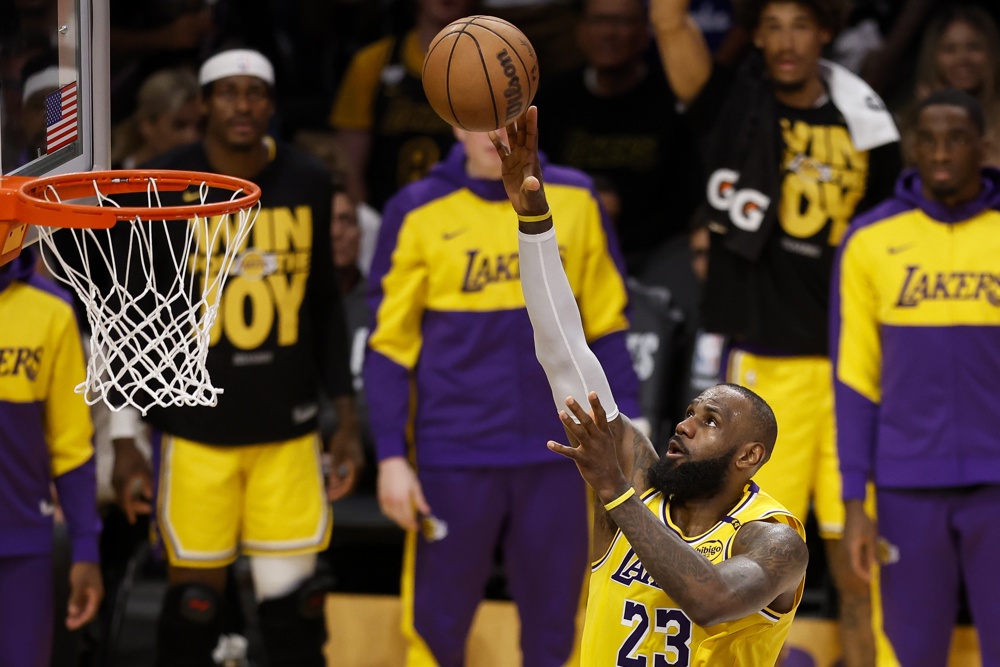 LeBron James, tras el encuentro contra los Wolves: “Hemos visto un buen rendimiento”