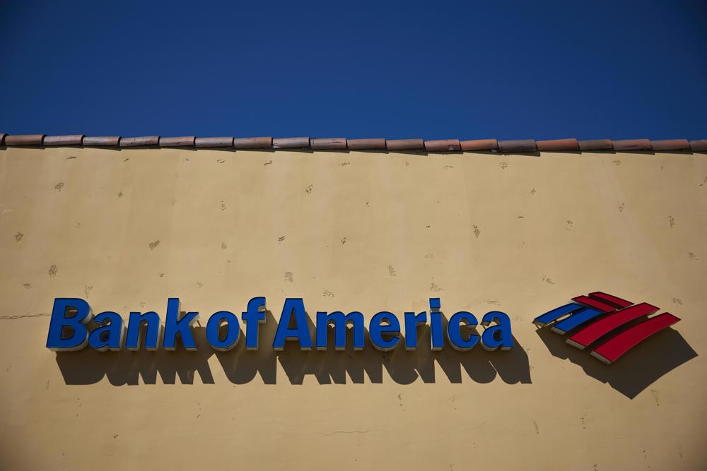 Los consumidores muestran resiliencia ante los aranceles, según grandes bancos de EE. UU.