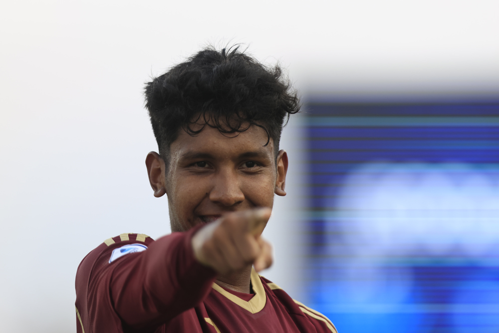 Venezuela golea a Chile por 3-0 y se queda con el tercer puesto