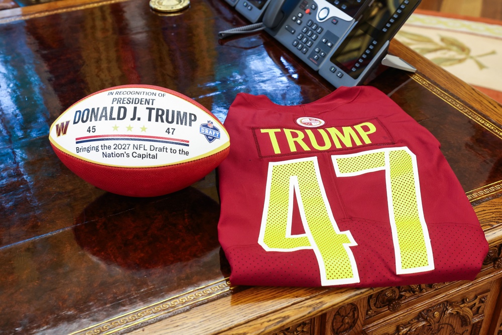 Donald Trump anuncia que el Draft de la NFL de 2027 será en Washington
