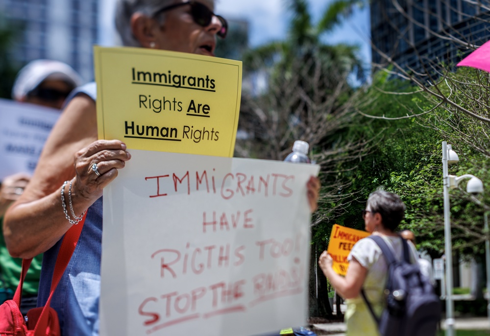 Grupos se movilizan contra una de las mayores leyes antiinmigrantes de EEUU en Florida