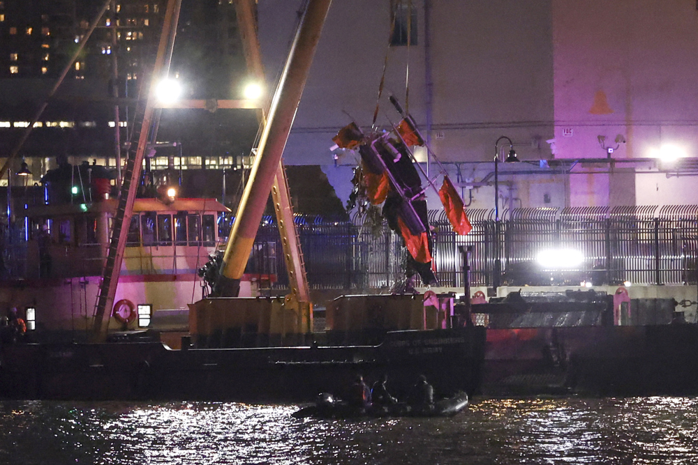 Helicóptero estrellado con españoles en Nueva York no tenía registros de video ni de audio