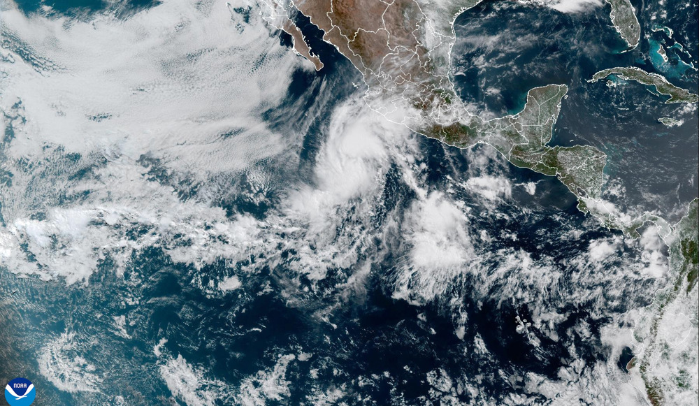 La tormenta tropical Alvin se forma cerca de la costa del Pacífico mexicano