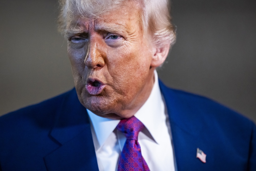 Trump asegura que los trabajadores no perderán la cobertura de salud con su plan fiscal