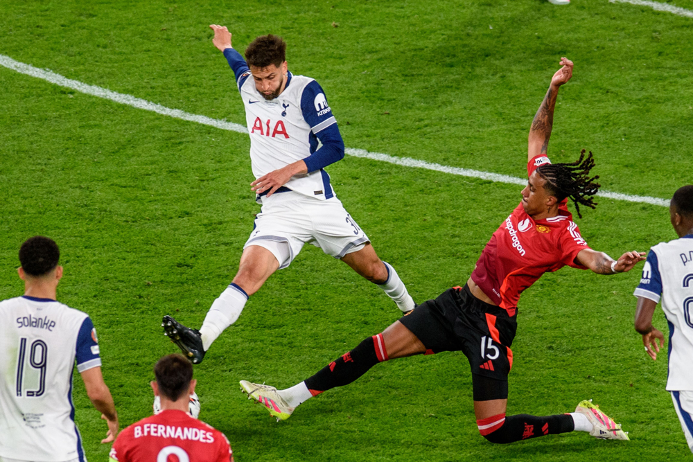 Bentancur se une a los Sosa, Recoba, Forlán o Godín: uruguayos campeones de la Liga Europa