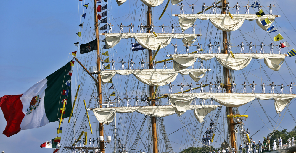 Buque escuela Cuauhtémoc de México de visita en Nueva York