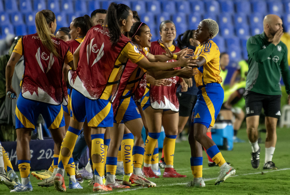 2-0. El Tigres UANL del español Pedro Martínez vence al Portland y se clasifica a la final
