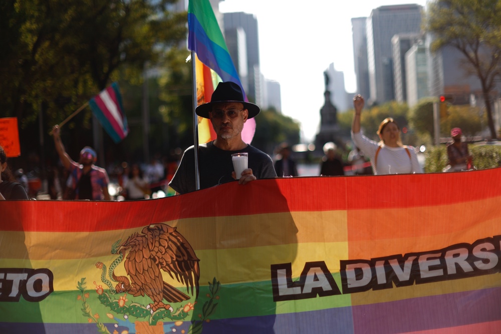 Una de cada 3 personas LGTBI+ en México ha tenido intentos o ideas suicidas, alertan ONG