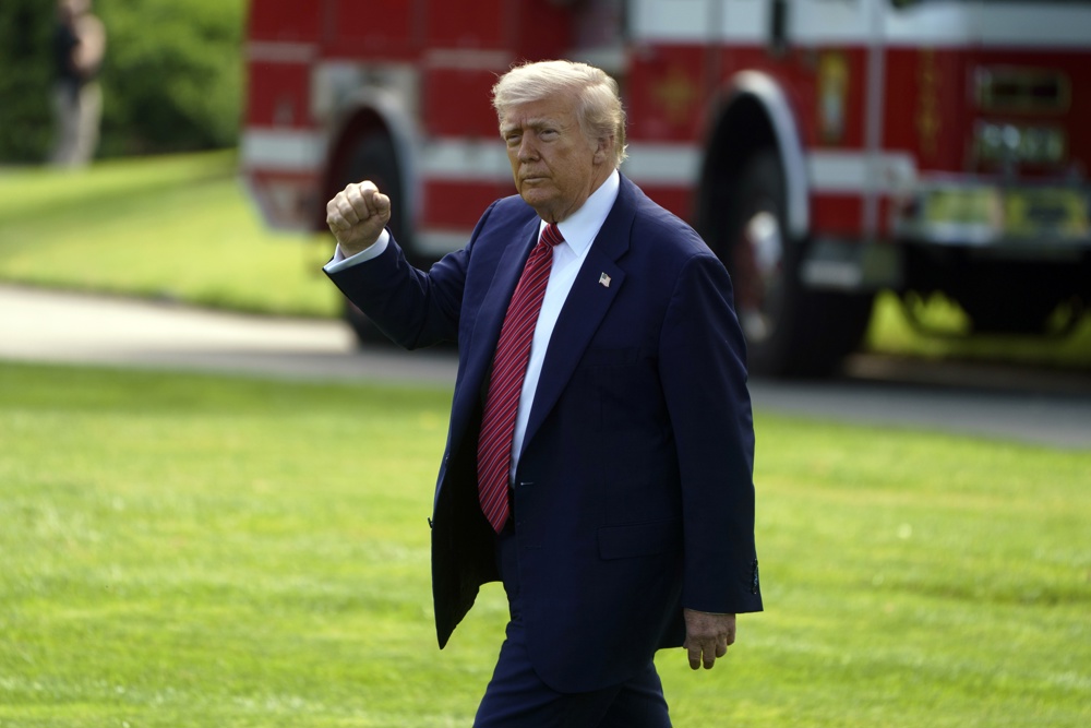 Administración Trump despide a más de 100 funcionarios del Consejo de Seguridad Nacional