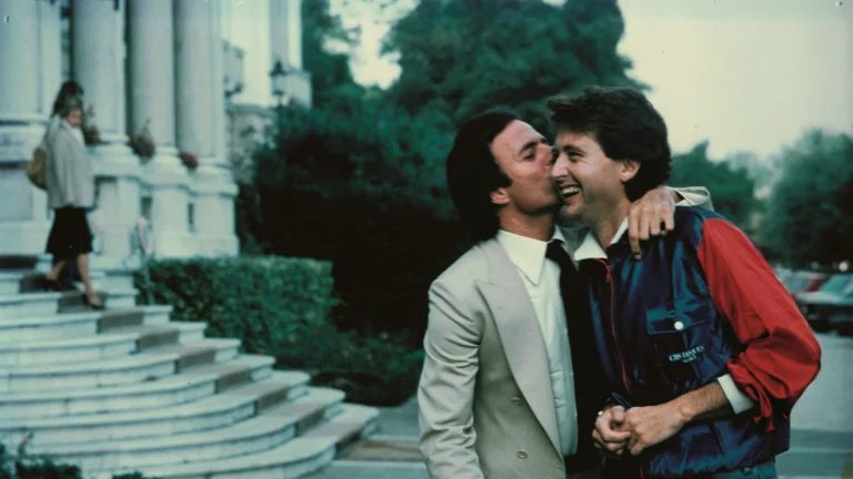 Juanes y Emilio Estefan honran a Manolo Díaz, padrino musical que catapultó a los latinos