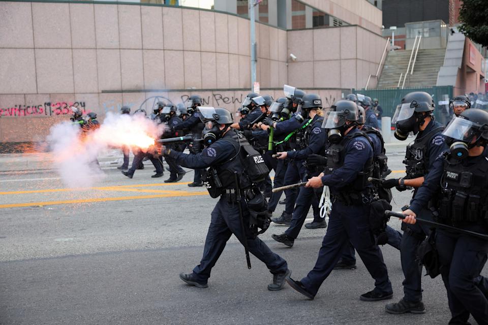 Trump considera que Los Ángeles está “bajo control” pero no descarta desplegar marines