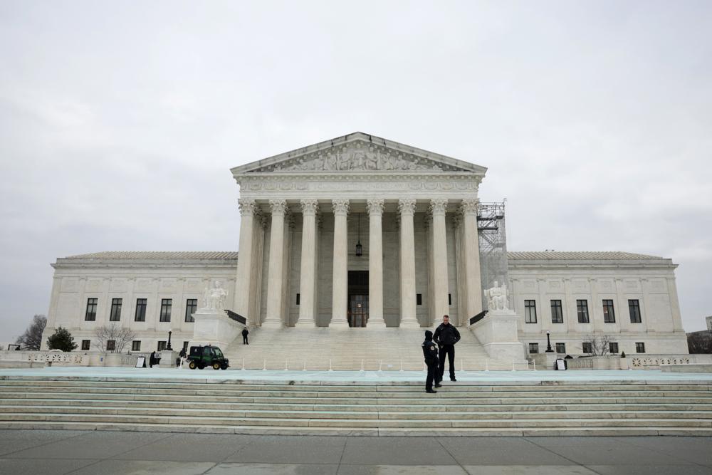 Supremo de EEUU evaluará caso por esclavitud laboral contra centro migratorio de GEO Group