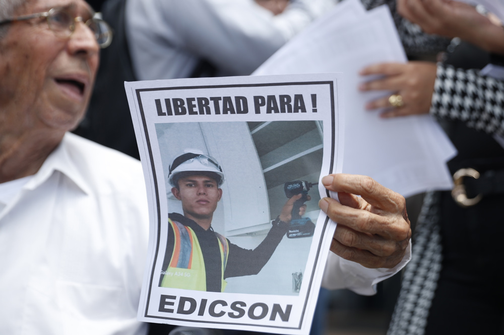 Piden la libertad de venezolanos encarcelados en El Salvador al no tener procesos abiertos