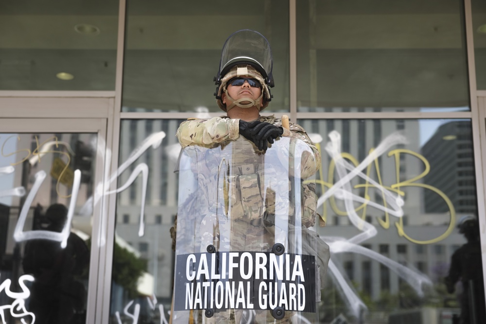 Unos 700 marines se unen al despliegue de la Guardia Nacional en Los Ángeles