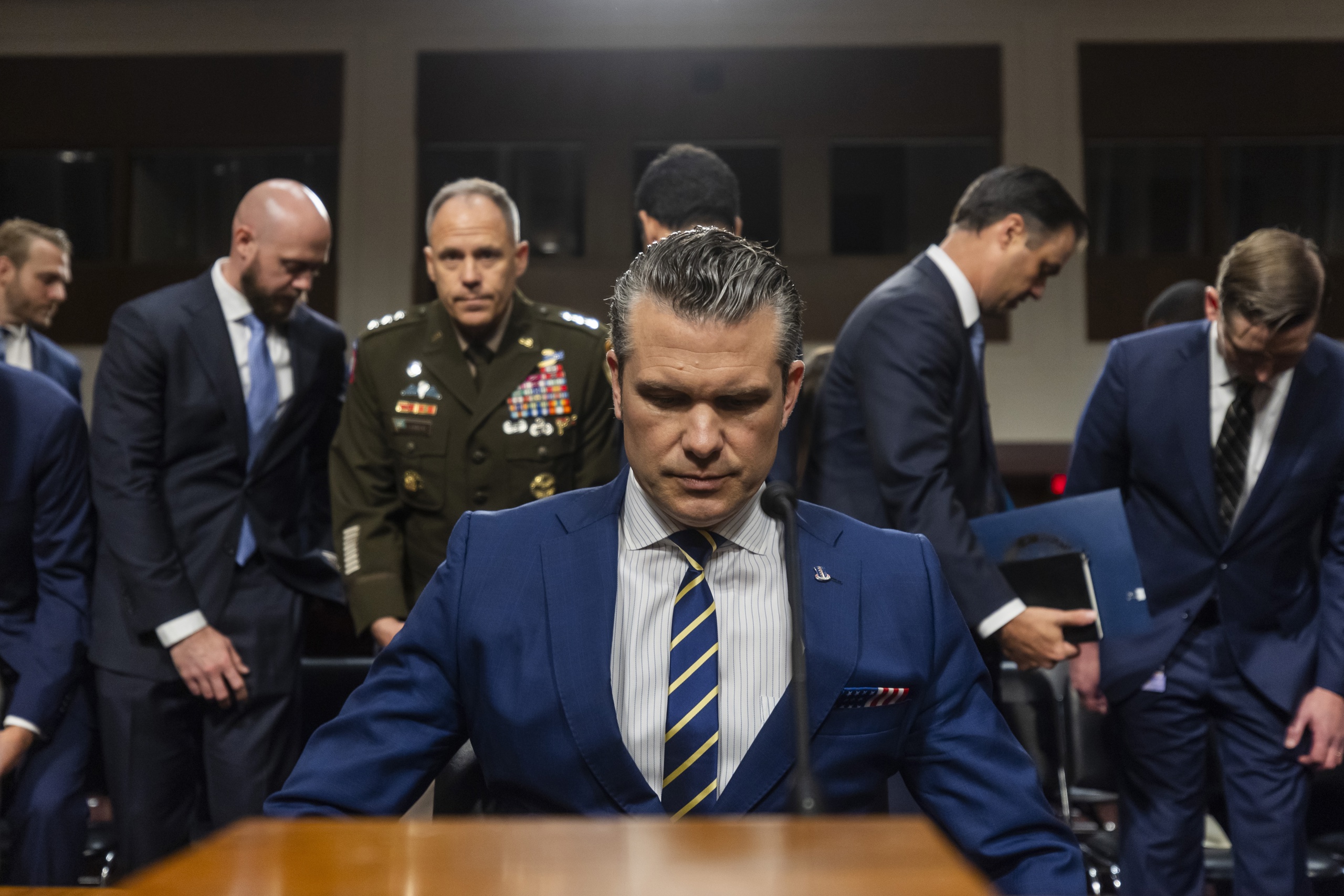 El secretario de Defensa de EE.UU. se niega a confirmar un inminente ataque directo a Irán