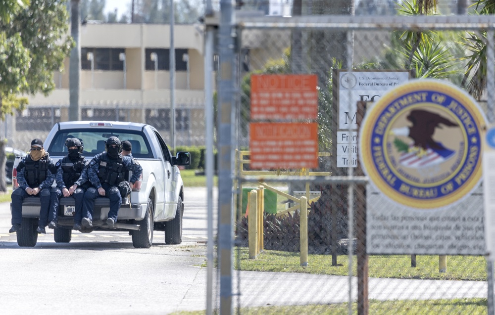 Polémica por un acuerdo de ICE con las cárceles de Miami que “desaparecería” a migrantes